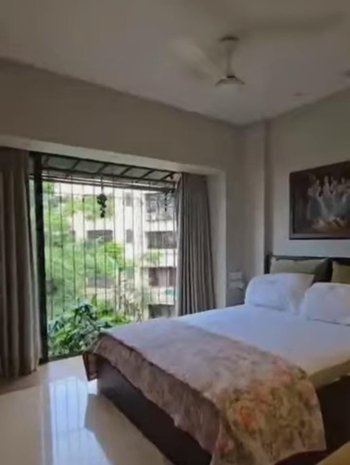 3 Beds and 3 Baths For Rent in Mumbai.