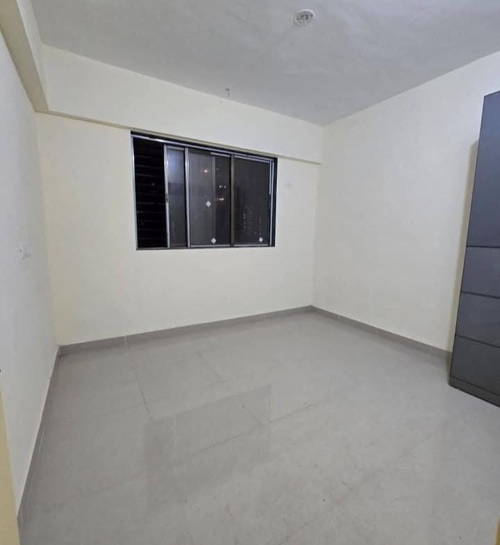1 Bed and 1 Bath For Rent in Mumbai.