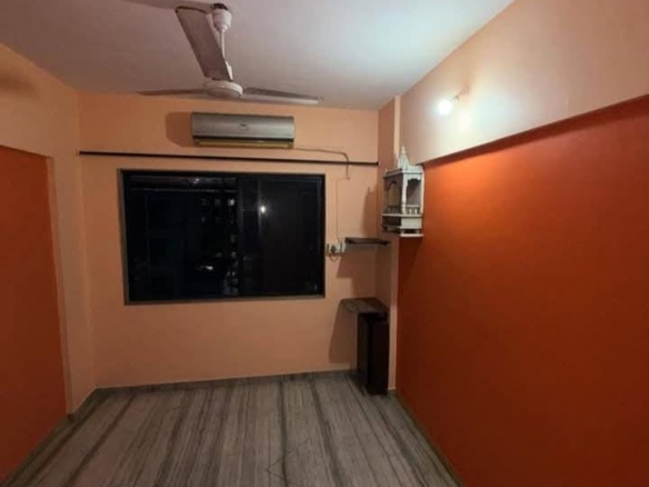 1 Bed and 1 Bath For Rent in Mumbai.