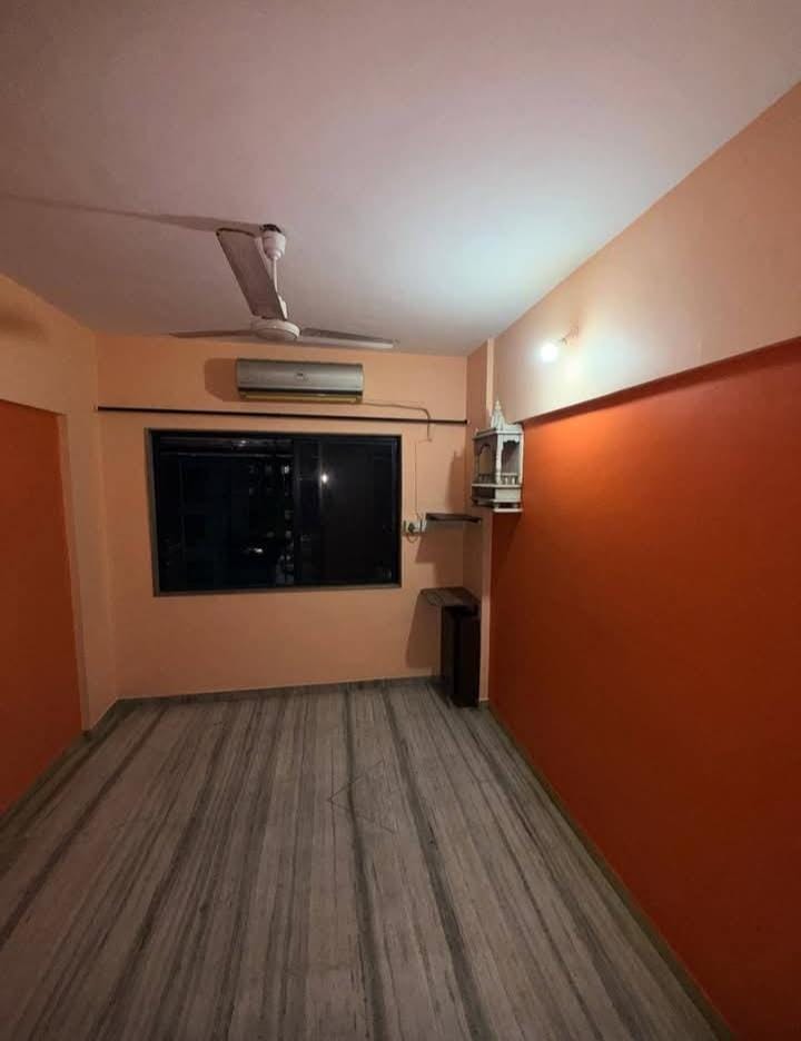 1 Bed and 1 Bath For Rent in Mumbai.