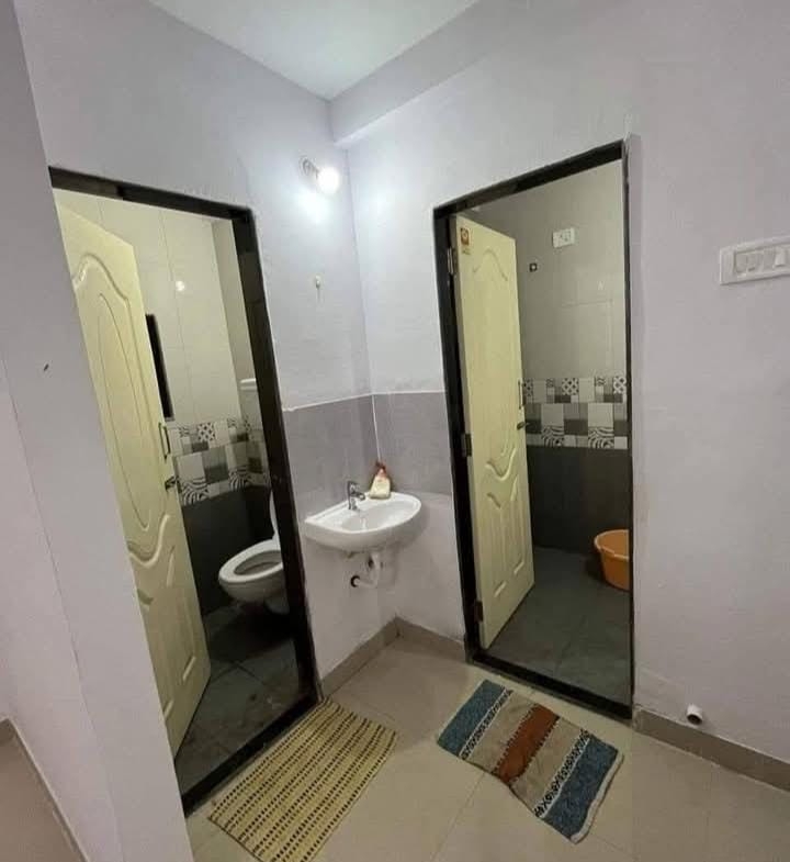 1 Bed and 1 Bath For Rent in Mumbai. 