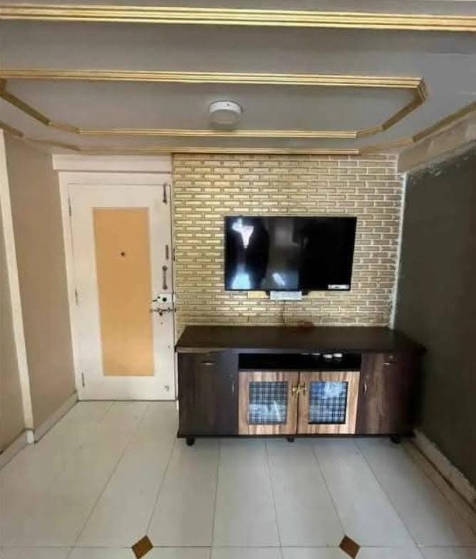 1 Bed and 1 Bath for Rent in Mumbai.