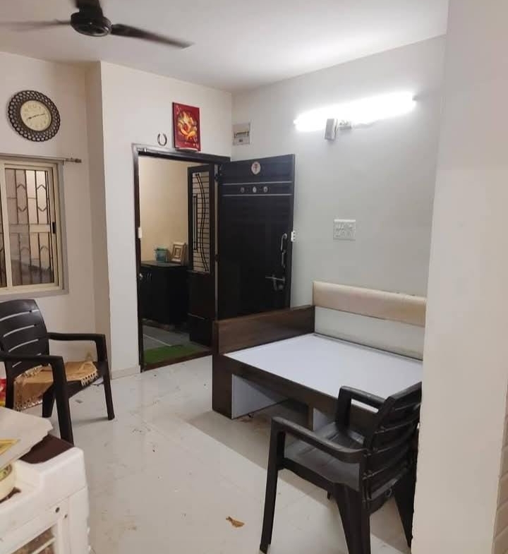 3 Beds and 3 Baths For Rent in Ahmedabad.
