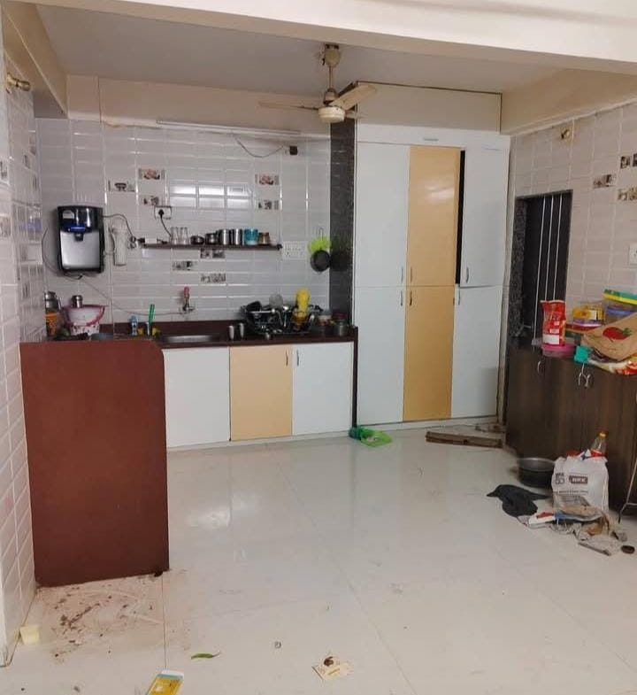 3 Beds and 3 Baths For Rent in Ahmedabad.