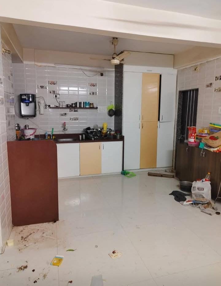 3 Beds and 3 Baths For Rent in Ahmedabad.