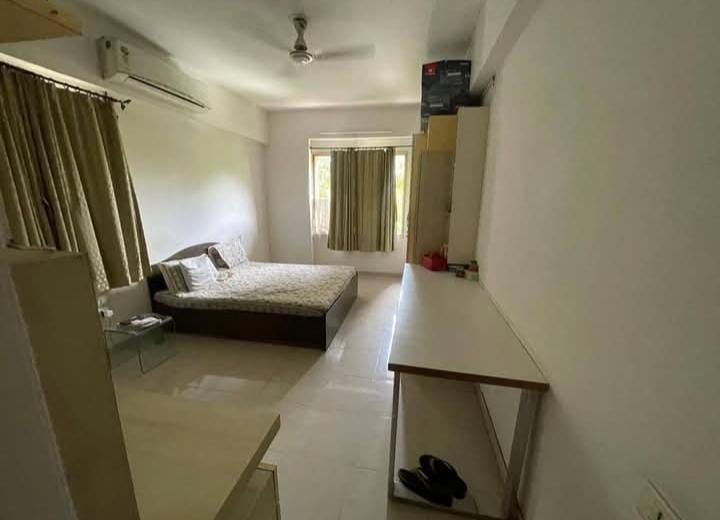 3 Beds and 3 Baths For Rent in Ahmedabad.