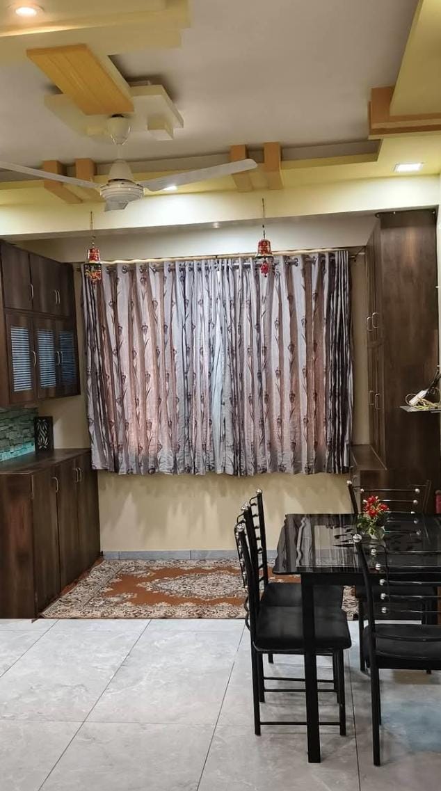 3 Beds and 3 Baths For Rent in Ahmedabad.
