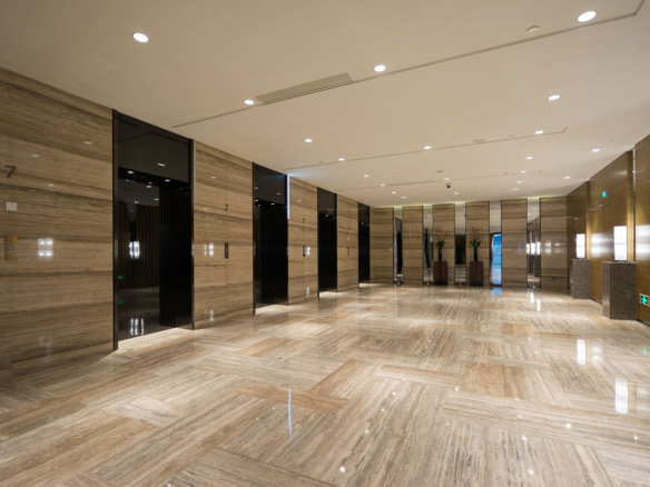 Commercial Central Shop