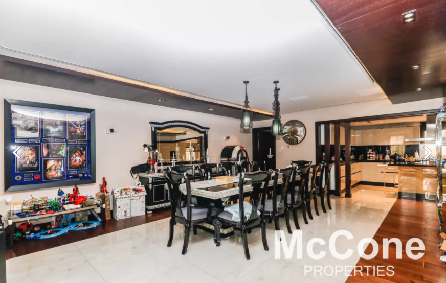 uae2 VILLA FOR SALE IN JUMEIRAH 3 VILLAS, Exclusive | Newly Renovated | Prime Location